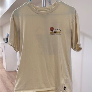 Wrangler Cream Short Sleeve Tee with Graphic Accent